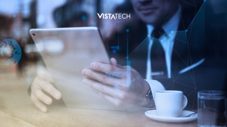 Transformasi peran IT dalam bisnis: dari fungsi pendukung menjadi pendorong strategi melalui ERP, BI, dan aplikasi mobile.